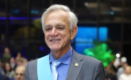 A honraria é concedida pelo Tribunal Regional Eleitoral de Mato Grosso do Sul a personalidades, ...