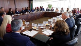 A ministra Cármem Lúcia, presidente do Tribunal Superior Eleitoral, realiza reunião com os presi...