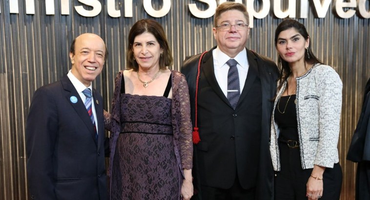 Corregedor do TRE-DF participa de posse do Corregedor-Geral da Justiça Eleitoral Os desembargadores Renato Coelho, Fabrício Bezerra, Guilherme Pupe e Diego Campos também prestig...