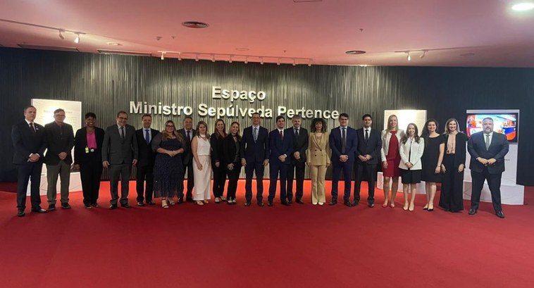 Diretores-gerais dos TREs e do TSE se reúnem em Brasília Diretores-gerais dos TREs e do TSE se reúnem em Brasília