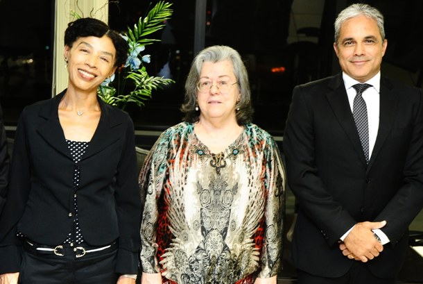 Juizes tomam posse como suplentes no TRE-DF Juizes tomam posse como suplentes no TRE-DF
