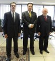 O juiz Clovis Moura de Sousa foi empossado, na tarde desta quarta-feira (24), no cargo de Juiz T...