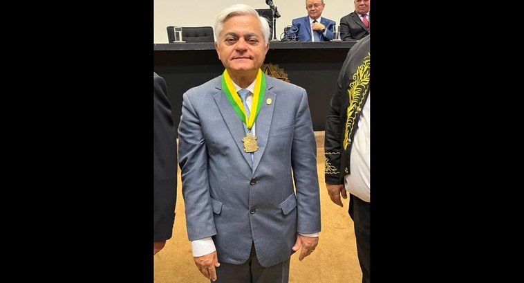 Presidente do TRE-DF recebe Comenda Imperador Dom Pedro I Presidente do TRE-DF recebe Comenda Imperador Dom Pedro I
