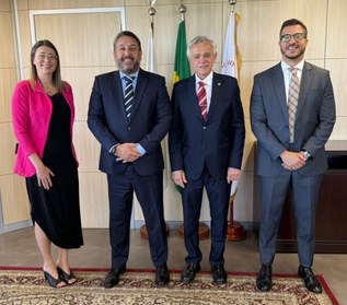 Presidente do TRE-DF recebe Presidente do Tribunal Eleitoral de Buenos Aires