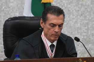 tre-df-des-mario-sessao Des. Mario Machado em Sessão