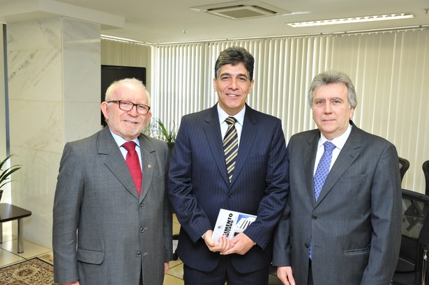 TRE-DF empossa Juiz da 20ª Zona Eleitoral TRE-DF empossa Juiz da 20ª Zona Eleitoral