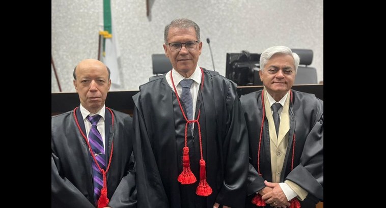 TRE-DF empossa o Desembargador Eleitoral Fabrício Fontoura Bezerra TRE-DF empossa o Desembargador Eleitoral Fabrício Fontoura Bezerra