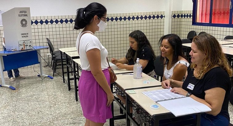 TRE-DF inicia os trabalhos do primeiro turno das Eleições 2022 A Assessoria de Imprensa do TRE-DF entrevistou agentes do processo eleitoral da maior Zona Eleit...