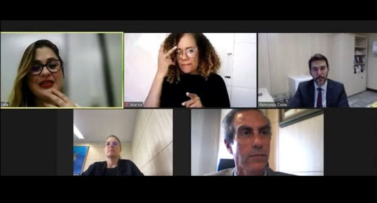 TRE-DF recebe palestra sobre identificação e enfrentamento das formas de discriminação e assédio no trabalho Aberto ao público externo, o evento segue a Política de Prevenção e Enfrentamento do Assédio Mor...