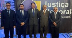 TREDF empossa magistrado no cargo de Juiz Titular da  18ª Zona Eleitoral do Distrito Federal