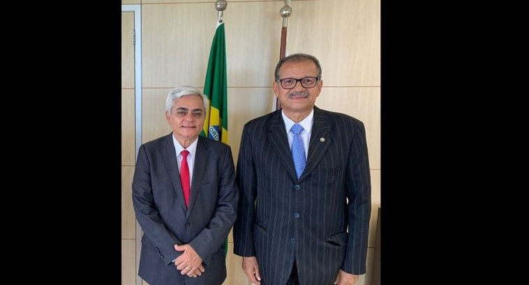 TREDF empossa Nova Administração da Corte para o biênio 2022-2024 Os desembargadores tomaram posse hoje (22) e seus mandatos se encerram em abril de 2024. O perío...